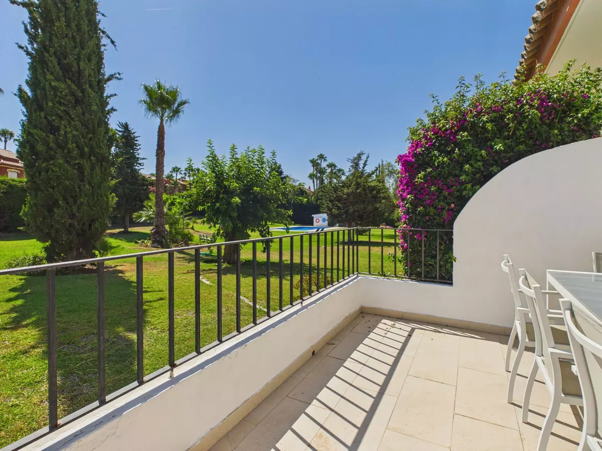 1-bedroom Apartment In Estepona, Spain (53 M²)