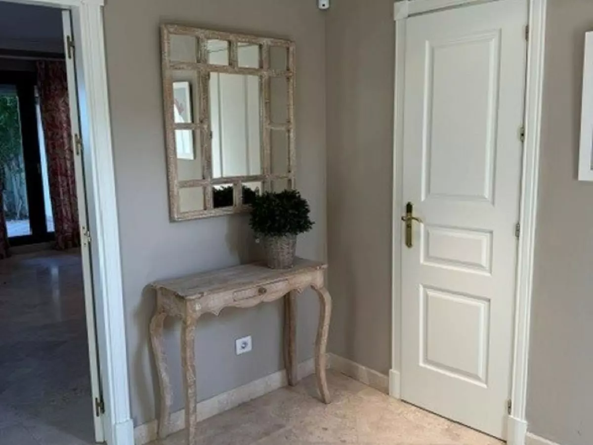 3-bedroom Town House In Estepona, Spain (157 M²)