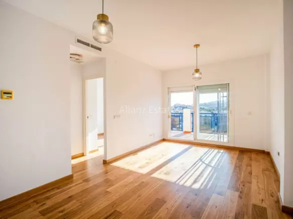2-bedroom Apartment In Benalmádena, Spain (75 M²)