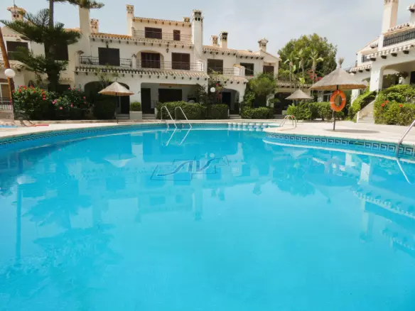 3-bedroom Townhouse In Orihuela, Spain (120 M²)