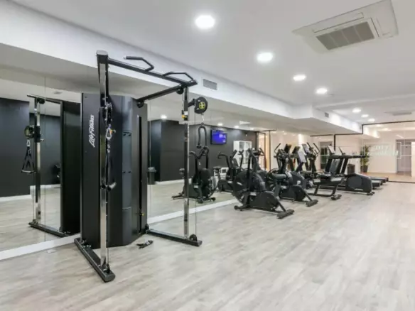 2-bedroom Apartment In Estepona, Spain (78 M²)