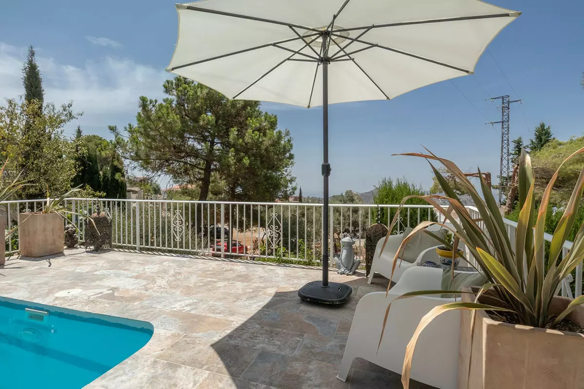 2-bedroom Villa In Cómpeta, Spain (95 M²)