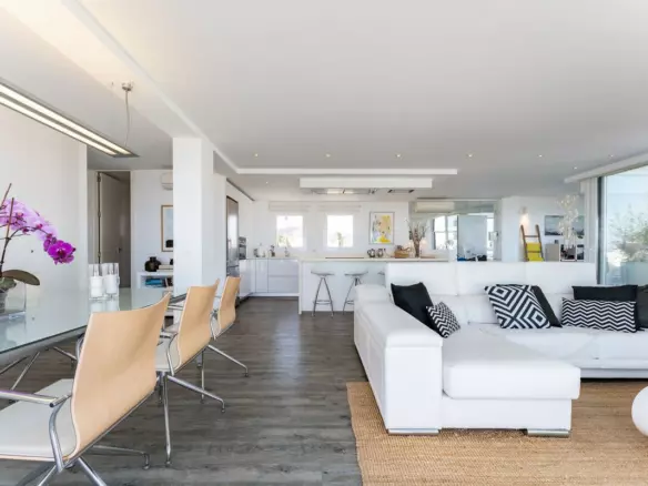 2-bedroom Apartment In Mijas, Spain (133 M²)