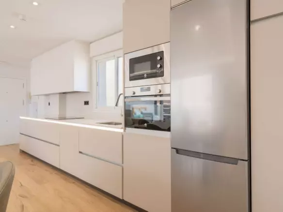 3-bedroom Apartment In Fuengirola, Spain (130 M²)