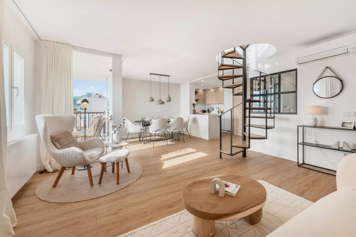 2-bedroom Apartment In Palma De Mallorca, Spain (102 M²)