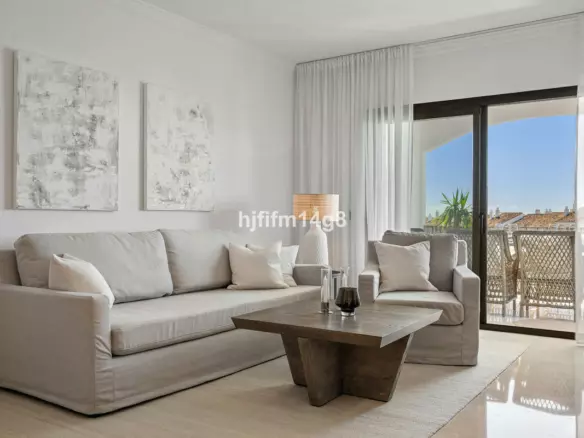 2-bedroom Apartment In Marbella, Spain (139 M²)