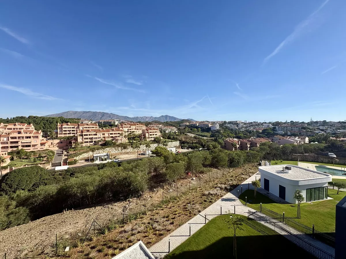 3-bedroom Apartment In Mijas, Spain (96 M²)