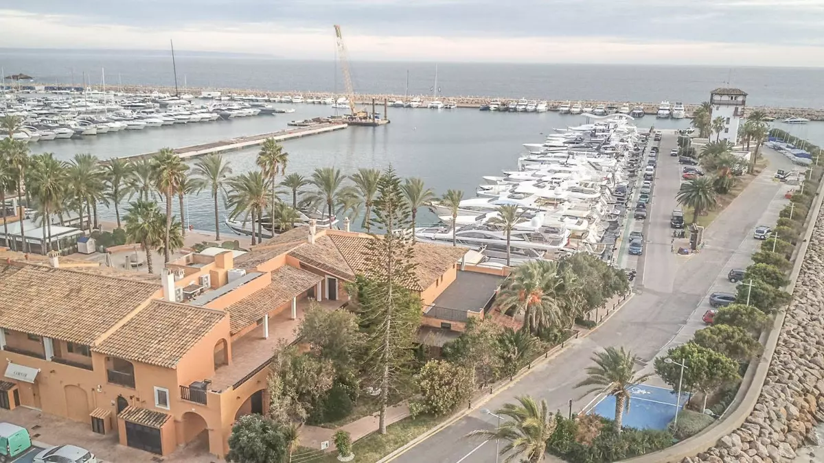 3-bedroom Apartment In Calvià, Spain (90 M²)