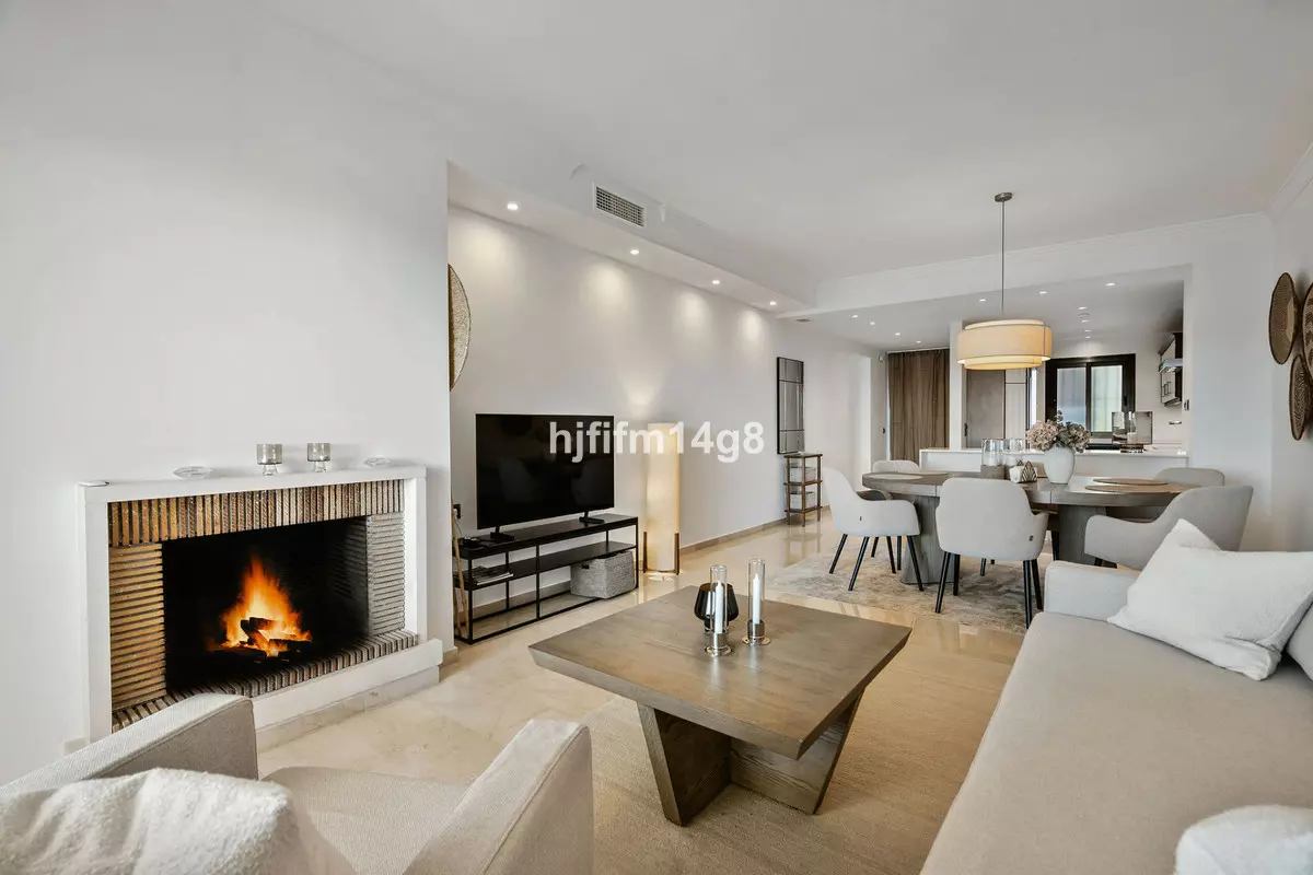 2-bedroom Apartment In Marbella, Spain (139 M²)