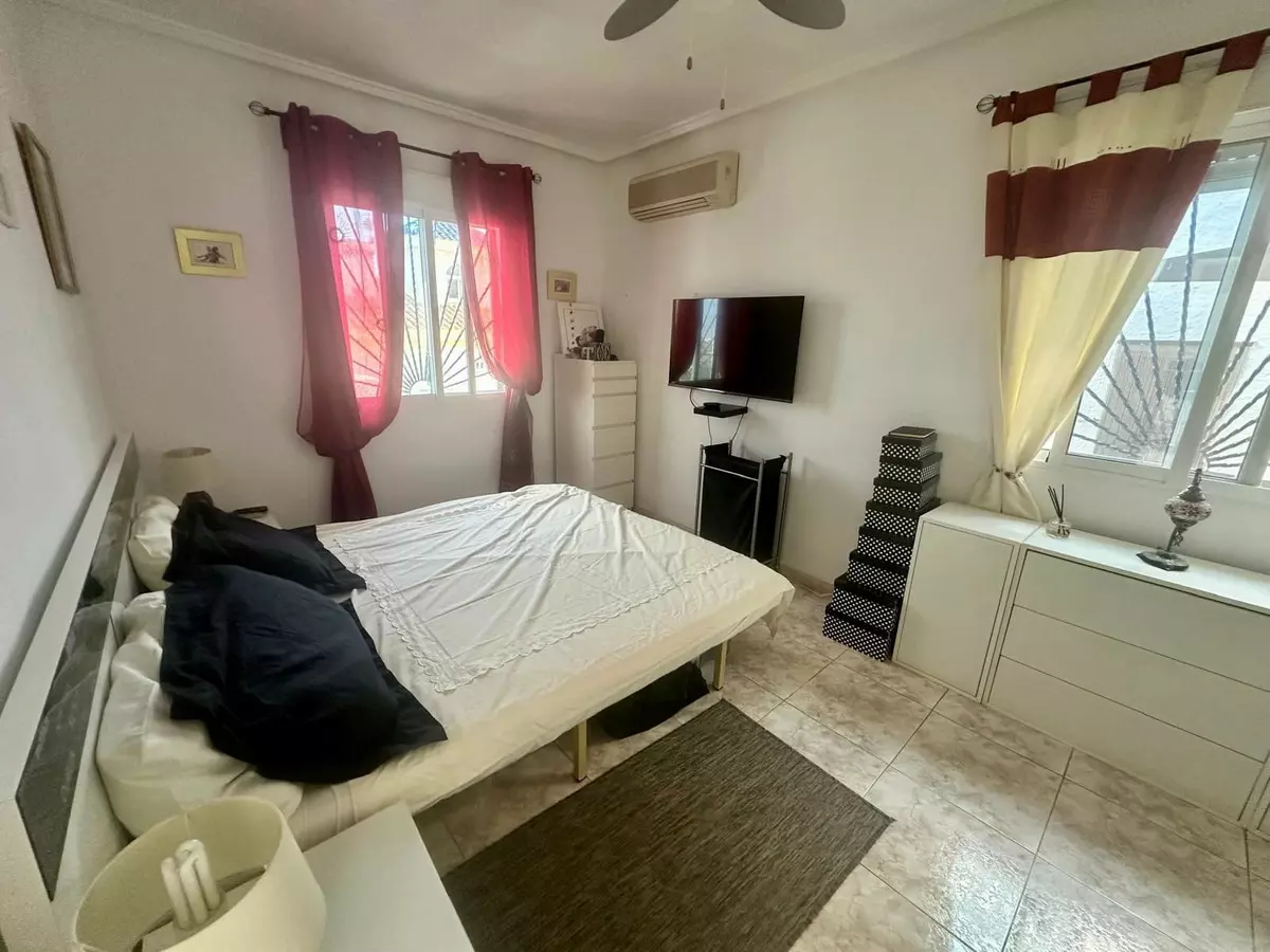 2-bedroom Villa In Rojales, Spain (80 M²)