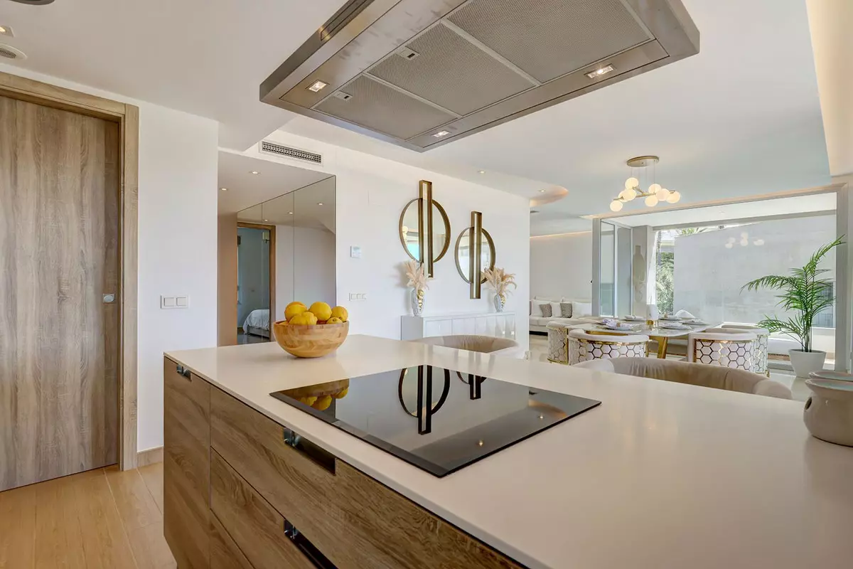 3-bedroom Apartment In Benahavis, Spain (160 M²)