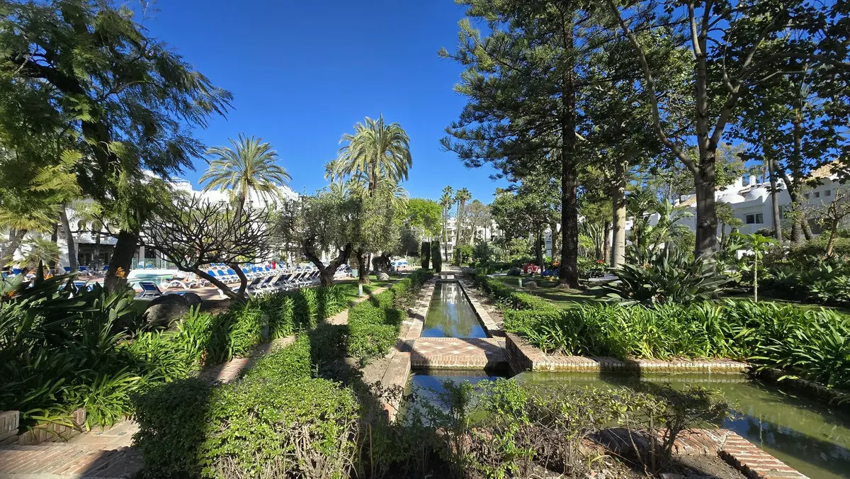 1-bedroom Apartment In Marbella, Spain (55 M²)