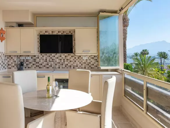 2-bedroom Apartment In Estepona, Spain (107 M²)