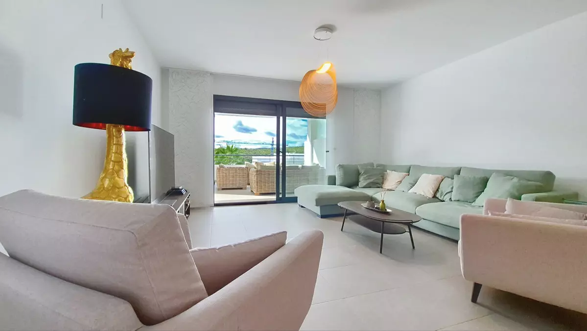 3-bedroom Apartment In Casares, Spain (149 M²)