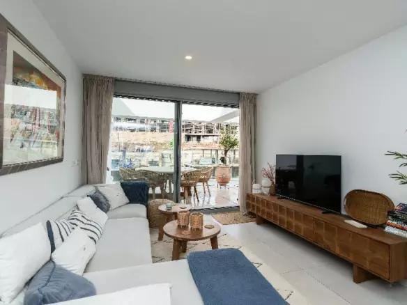 3-bedroom Apartment In Marbella, Spain (117 M²)