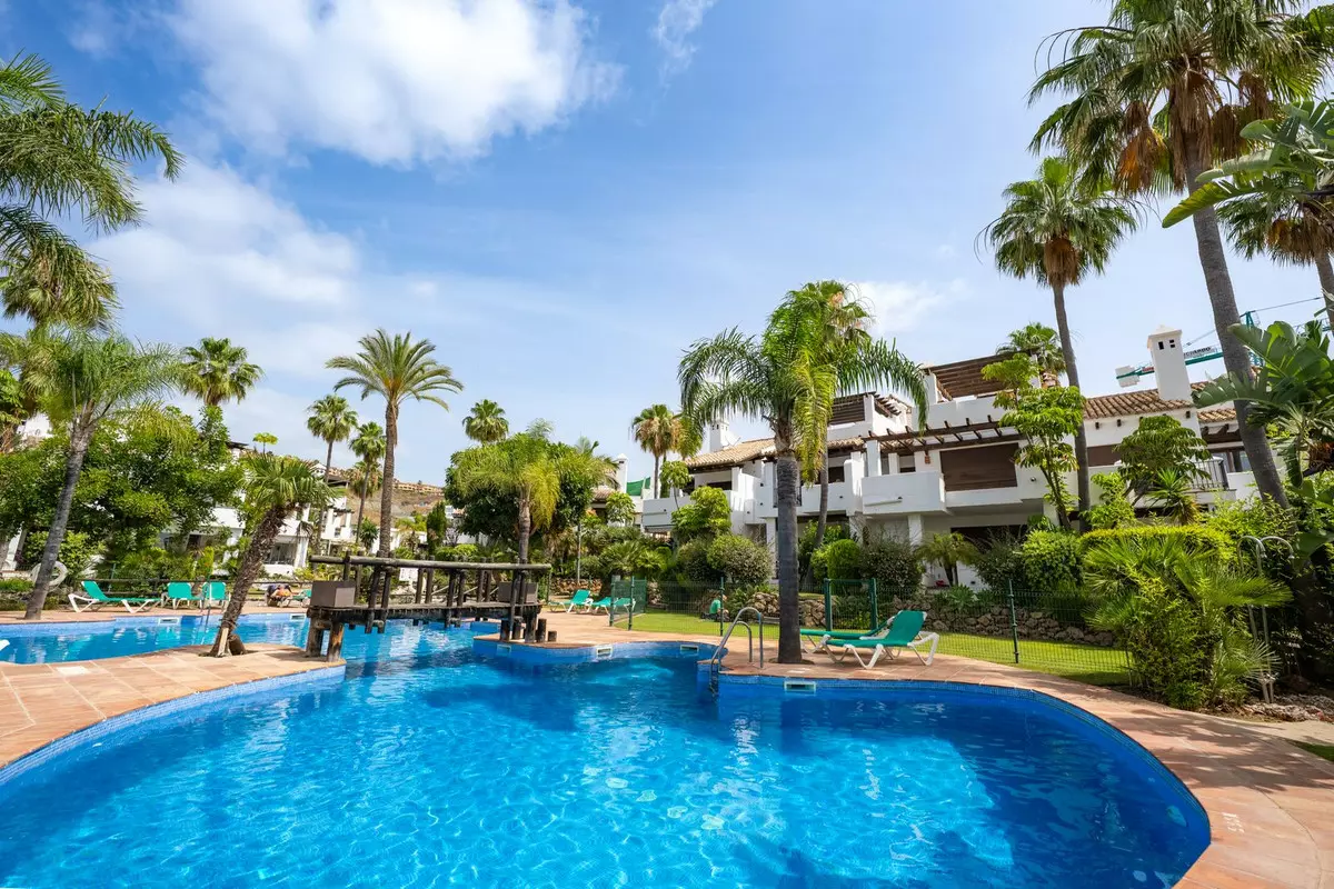 3-bedroom Town House In Estepona, Spain (235 M²)
