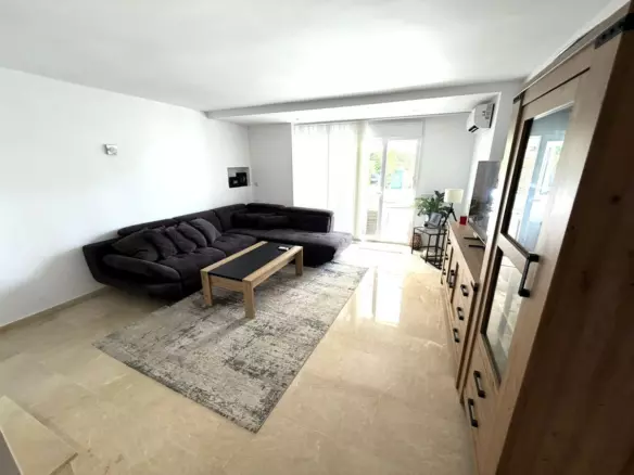 2-bedroom Apartment In Estepona, Spain (80 M²)