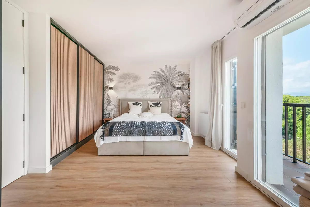 2-bedroom Apartment In Palma De Mallorca, Spain (102 M²)