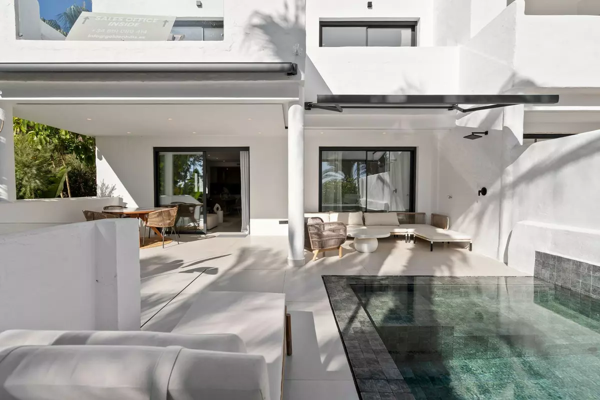 3-bedroom Apartment In Estepona, Spain (269 M²)