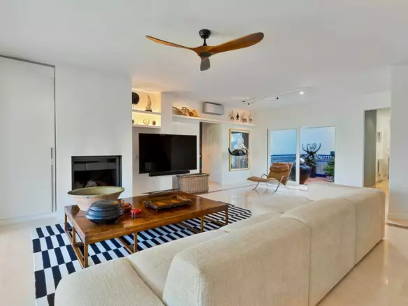 3-bedroom Villa In Estepona, Spain (272 M²)