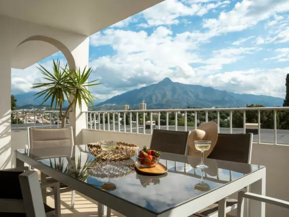 4-bedroom Apartment In Marbella, Spain (145 M²)