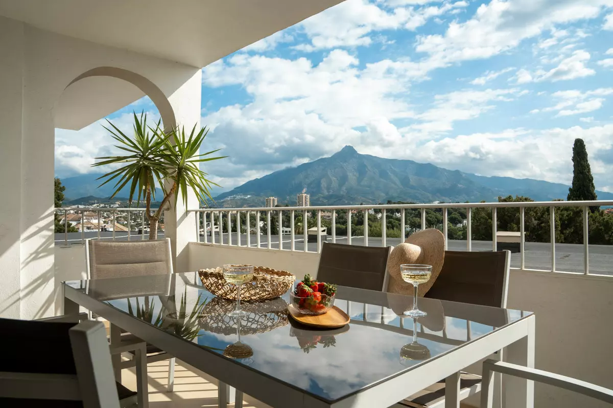 4-bedroom Apartment In Marbella, Spain (145 M²)