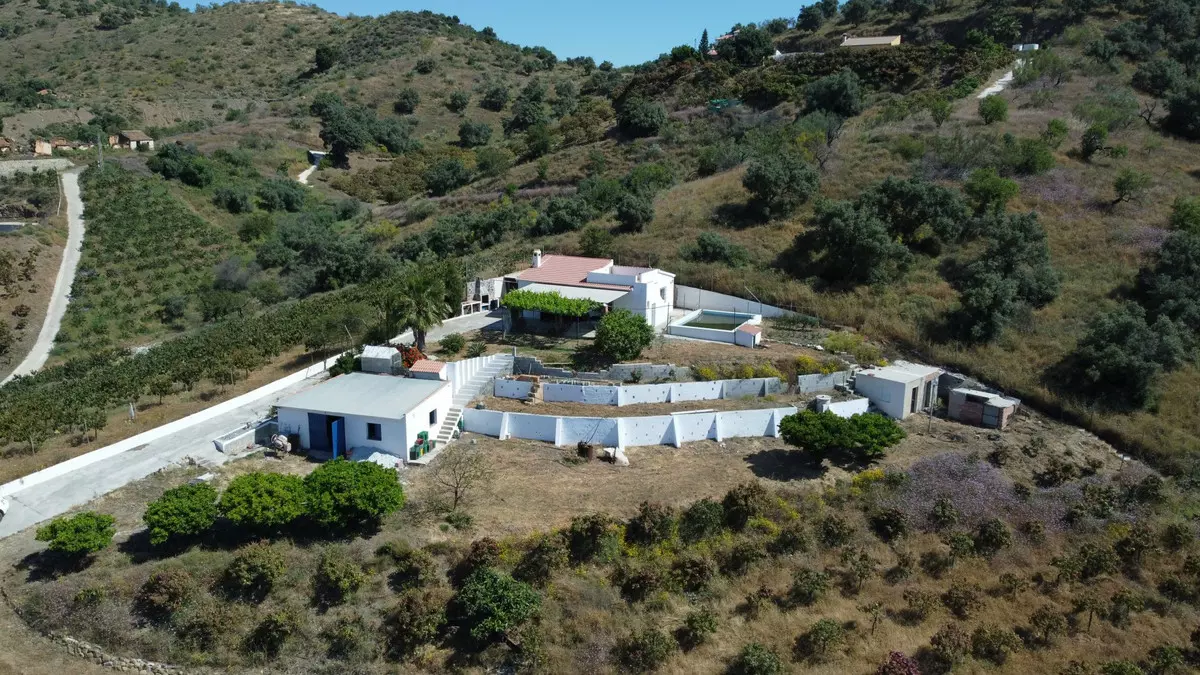 3-bedroom Country House In Vélez – Málaga, Spain (336 M²)