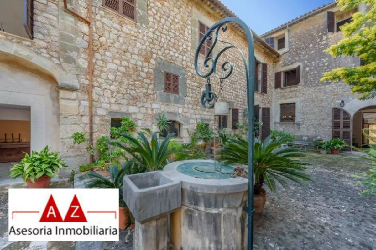 8-bedroom Villa In Fornalutx, Spain (1.562 M²)