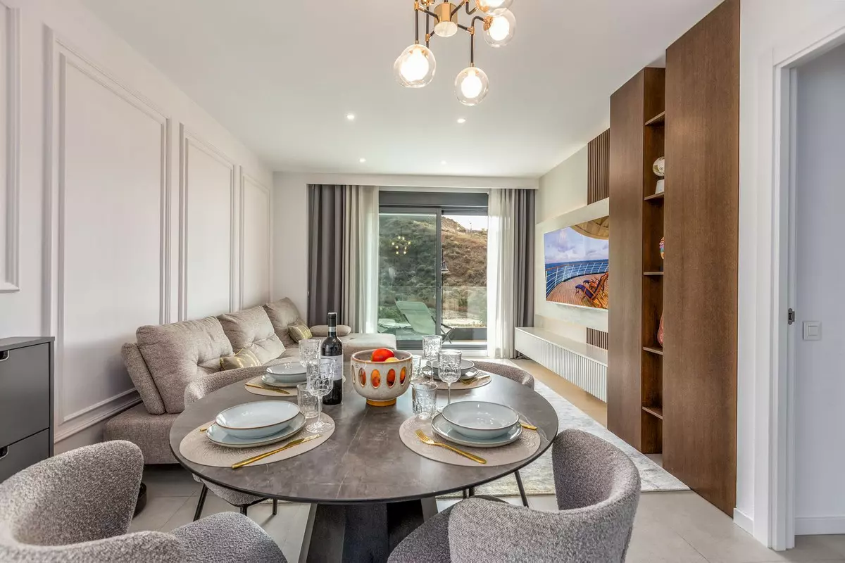 2-bedroom Apartment In Fuengirola, Spain (98 M²)