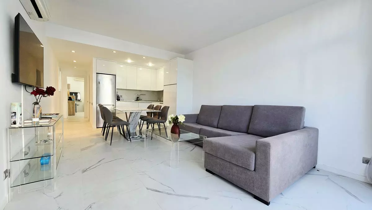 1-bedroom Apartment In Marbella, Spain (55 M²)