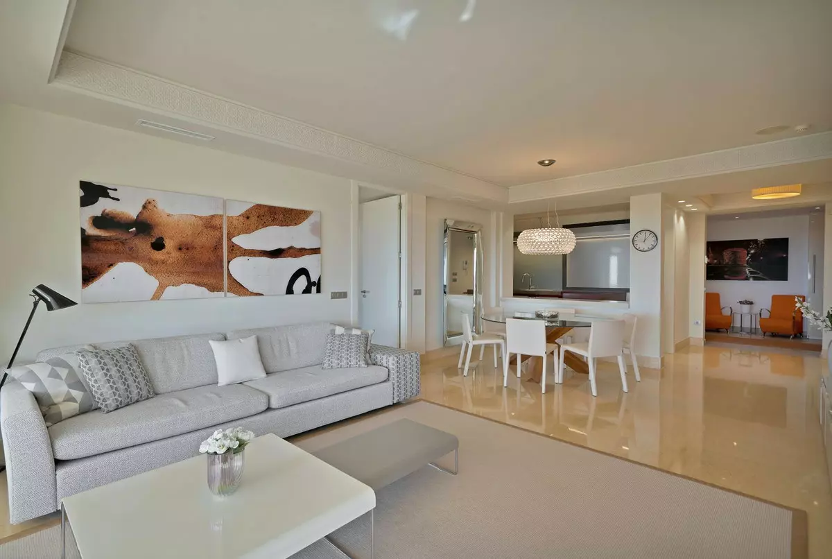 3-bedroom Apartment In Marbella, Spain (283 M²)