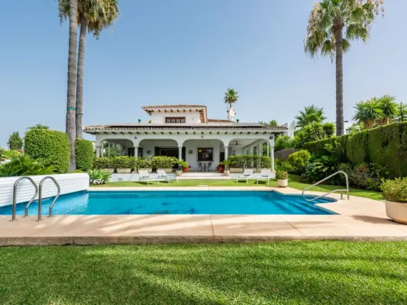 4-bedroom Villa In Marbella, Spain (346 M²)