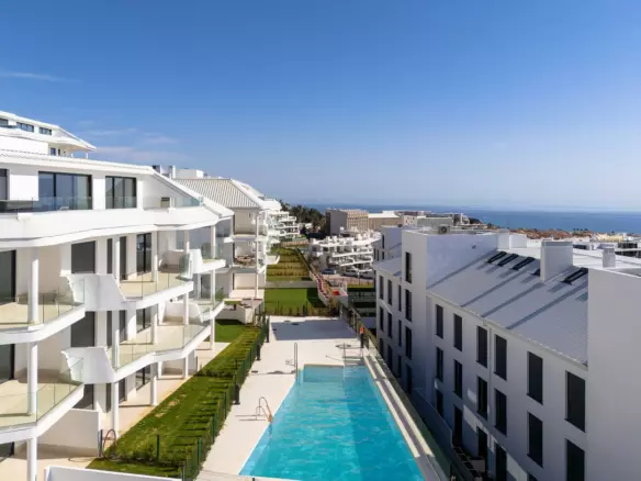 3-bedroom Apartment In Fuengirola, Spain (93 M²)