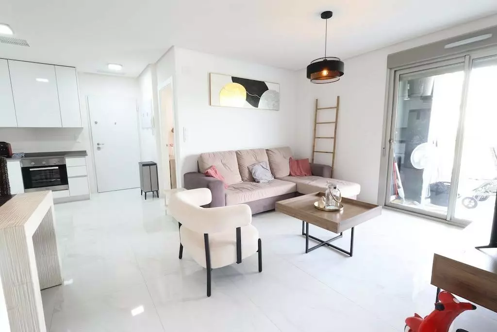 3-bedroom Apartment In Orihuela, Spain (105 M²)