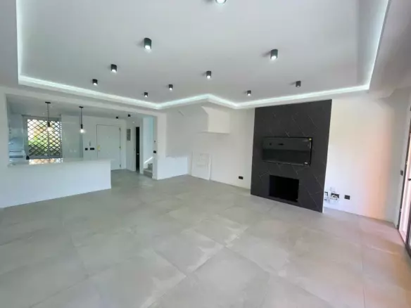 3-bedroom Town House In Estepona, Spain (150 M²)
