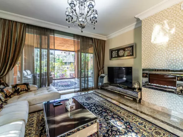 2-bedroom Apartment In Marbella, Spain (142 M²)