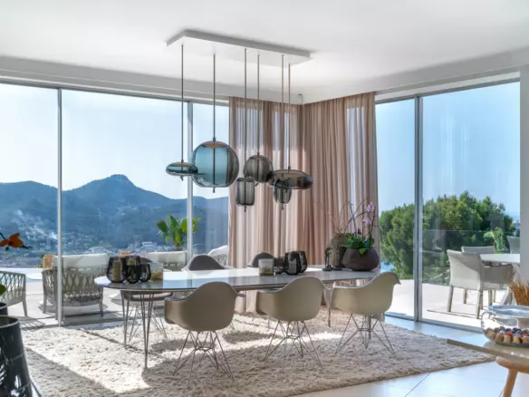 5-bedroom Villa In Andratx, Spain (824 M²)