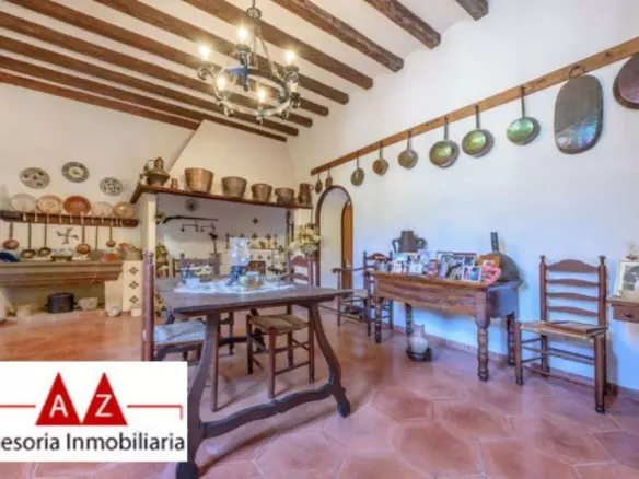 8-bedroom Villa In Fornalutx, Spain (1.562 M²)