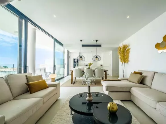 2-bedroom Apartment In Fuengirola, Spain (103 M²)