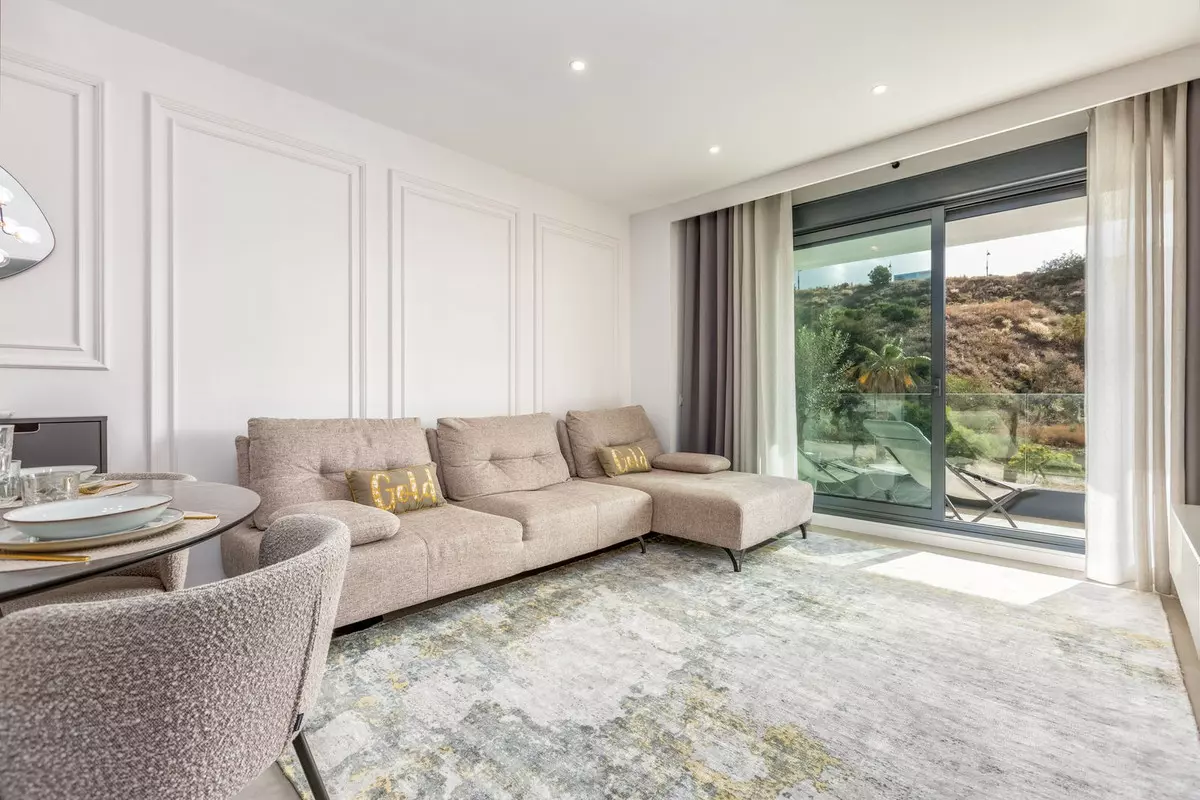 2-bedroom Apartment In Fuengirola, Spain (98 M²)