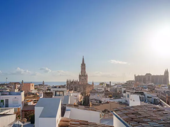 3-bedroom Apartment In Palma De Mallorca, Spain (170 M²)