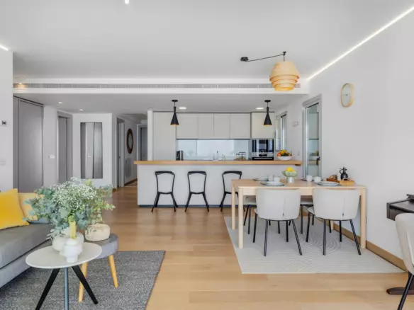 3-bedroom Apartment In Fuengirola, Spain (130 M²)