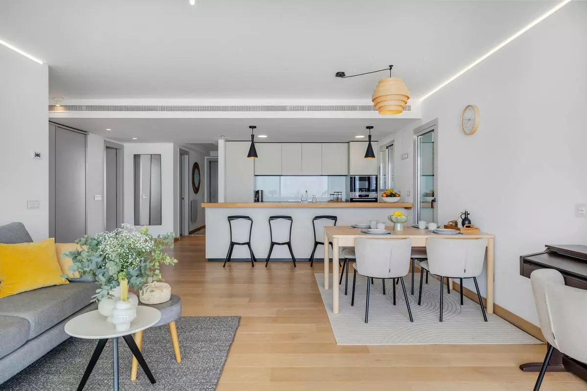 3-bedroom Apartment In Fuengirola, Spain (130 M²)