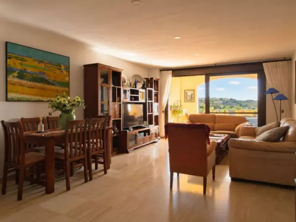 3-bedroom Apartment In Estepona, Spain (134 M²)