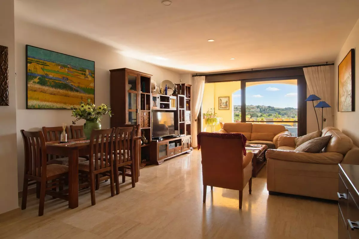 3-bedroom Apartment In Estepona, Spain (134 M²)