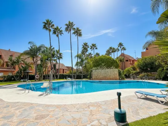 3-bedroom Apartment In Casares, Spain (122 M²)