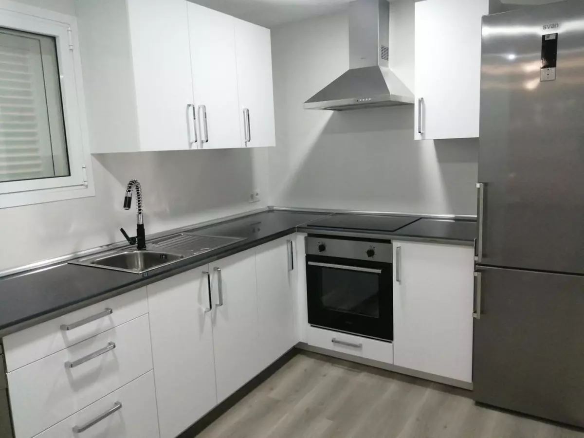3-bedroom Apartment In Palma De Mallorca, Spain (95 M²)