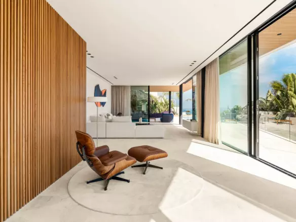 4-bedroom Villa In Calvià, Spain (584 M²)