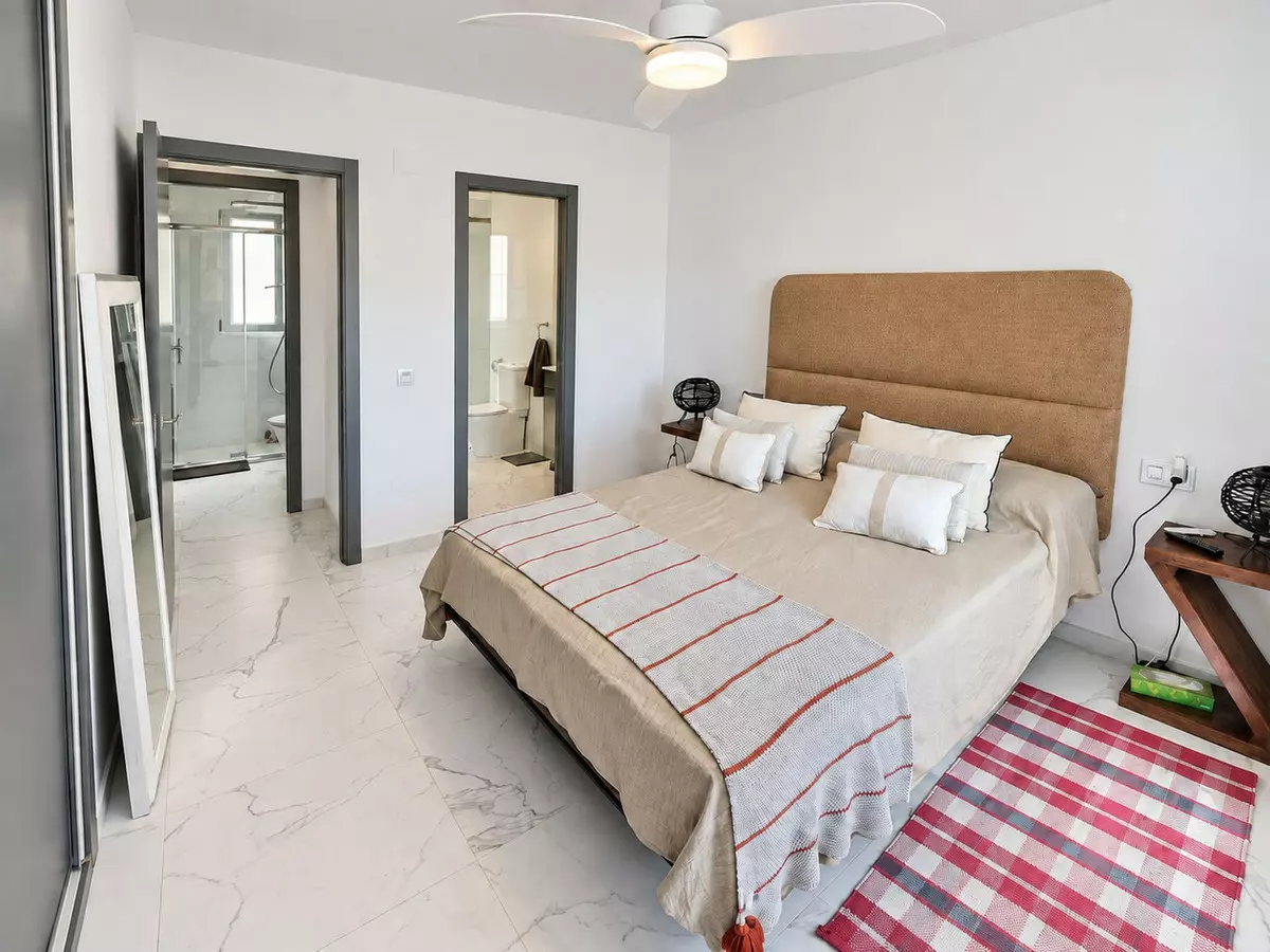 3-bedroom Apartment In Marbella, Spain (79 M²)