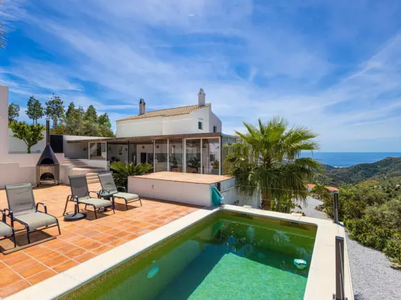 7-bedroom Villa In Cómpeta, Spain (381 M²)